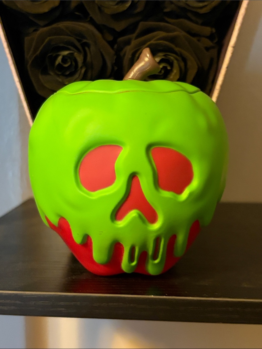 Disney Red Green Dripping poison Apple Accent plastic